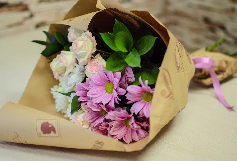 Букет цветов из: Розы и Хризантемы в Серноводском