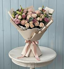 Букет цветов из:  Розы и Лизиантусы #REPLACE_PRED# Серноводском