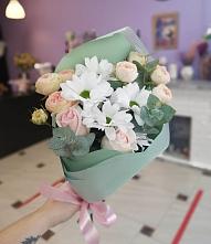 Букет цветов из:  Хризантемы и Розы #REPLACE_PRED# Серноводском
