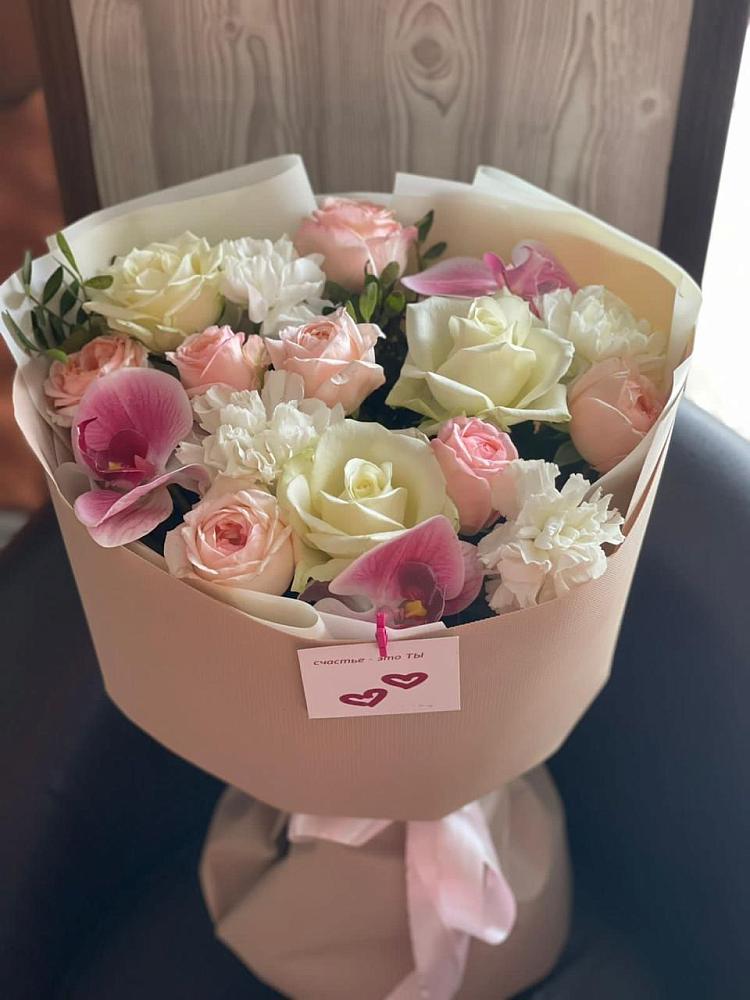 Букет цветов из: Орхидеи, Розы и Гвоздики в Серноводском