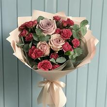 Букет цветов из:  Гвоздики и Розы в Серноводском